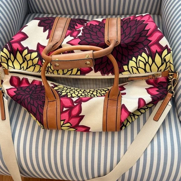 Draper James Canvas Travel Bag with Tan Straps - Picture 1 of 3